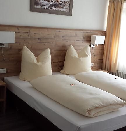 Hotel Alte Krone Тюбінген Номер фото